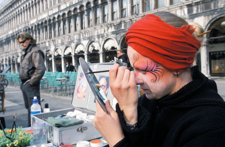 Face painter, venice